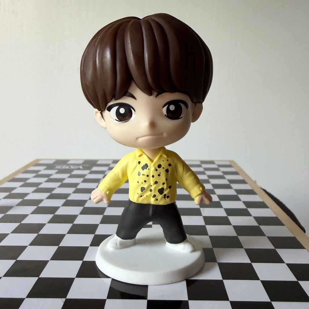 Jin #2 | 2025 McDonald's TinyTAN BTS Happy Meal Toy